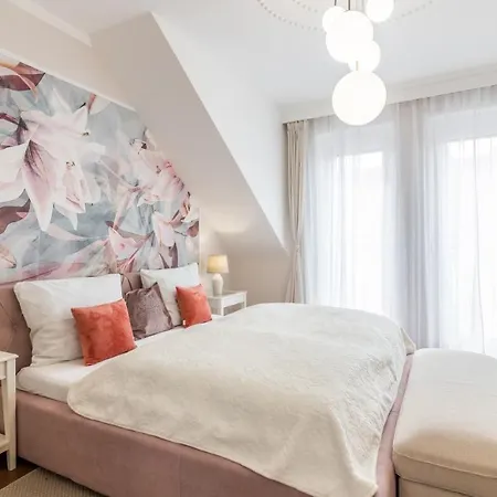 Monarchia Apartman Pearl Mosonmagyarovar Exterior photo