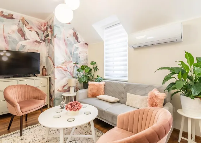 Monarchia Apartman Pearl